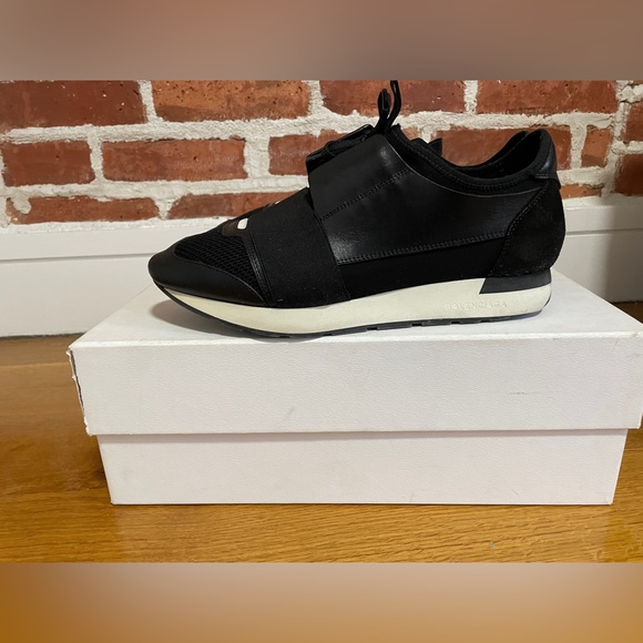 BalenciagaRacer41Black/White